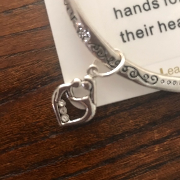 ❤️Mother Bangle Bracelet - Picture 2 of 4